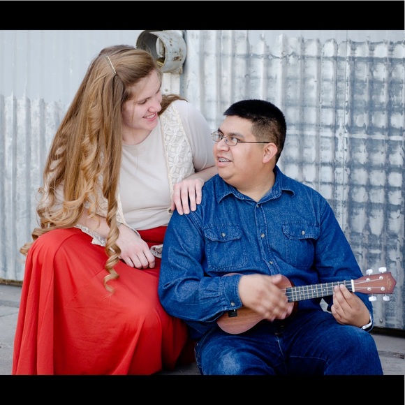 Meet your Posher, Elizabeth - Picture 6 of 13